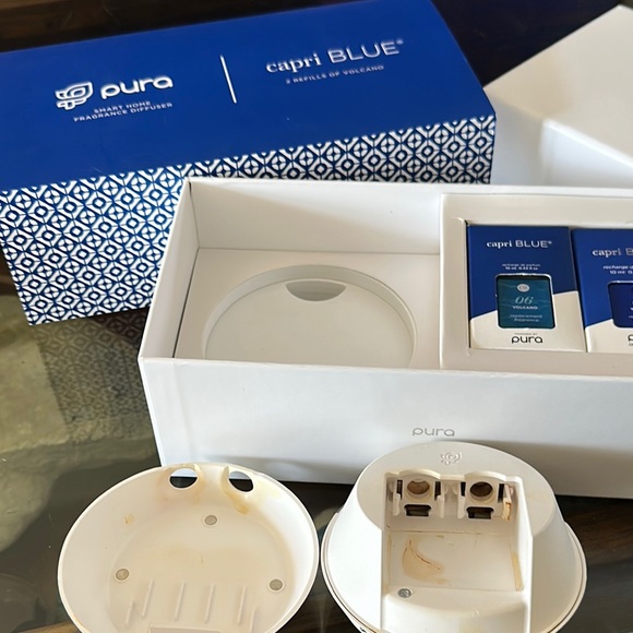 Pura Smart Home Fragrance Diffuser with Refills - Picture 5 of 7